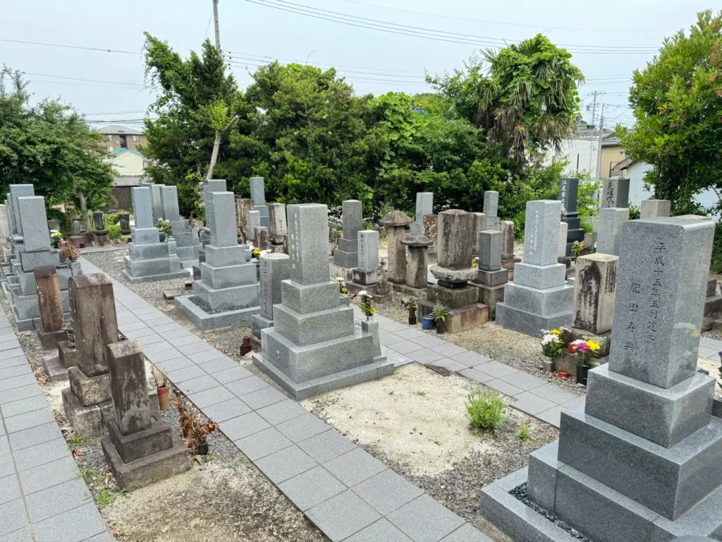 正住院 境内の一般墓地(愛知県常滑市)